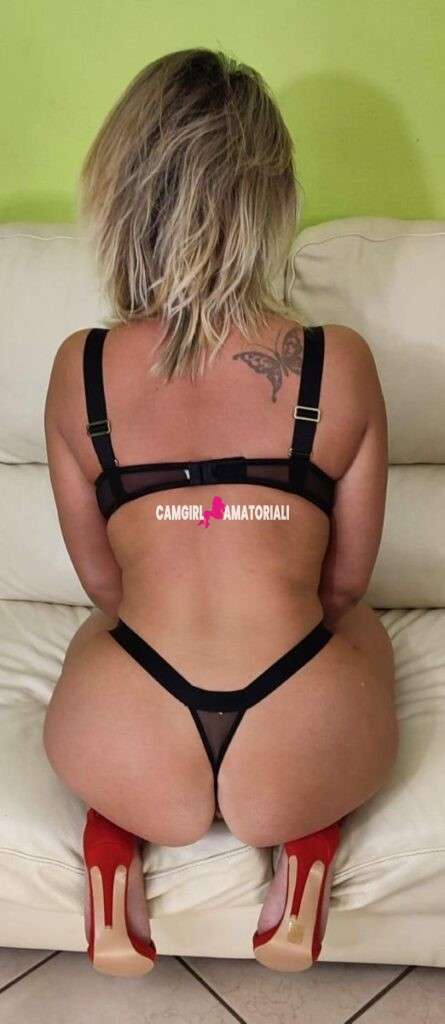 Tosca_Diamante 💎 2 | Camgirl Amatoriali Tosca_Diamante