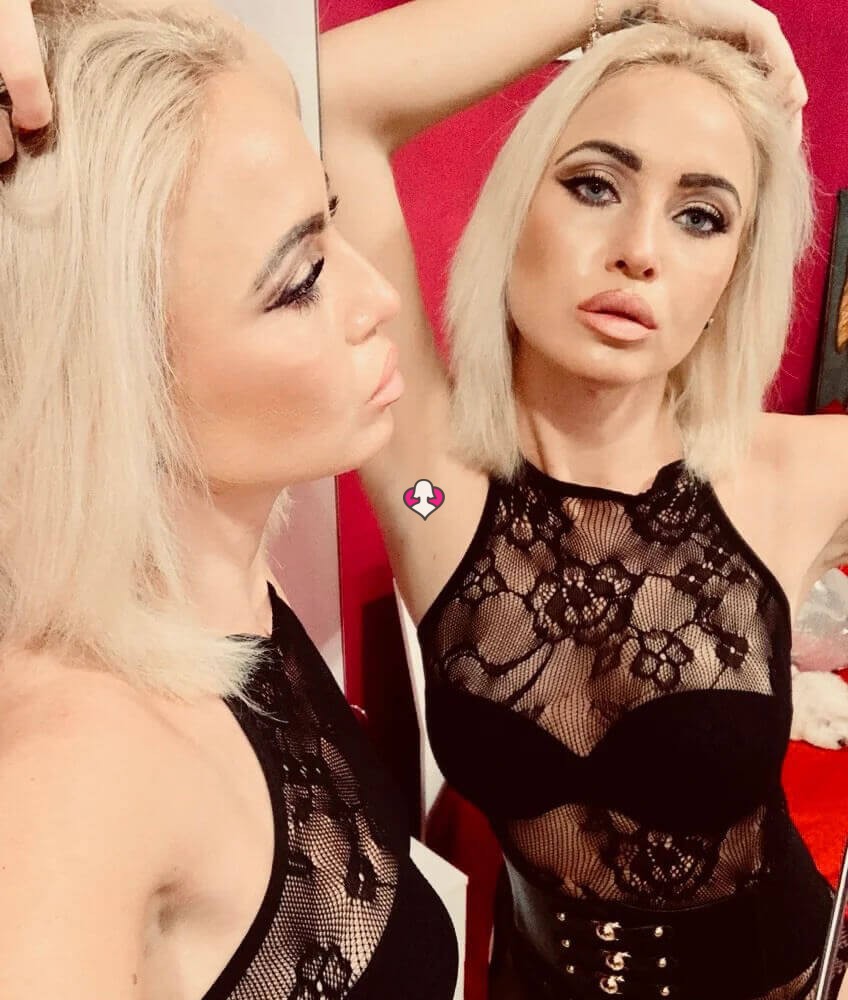 Luana Colucci 🎳 3 | Camgirl Amatoriali Luana Colucci