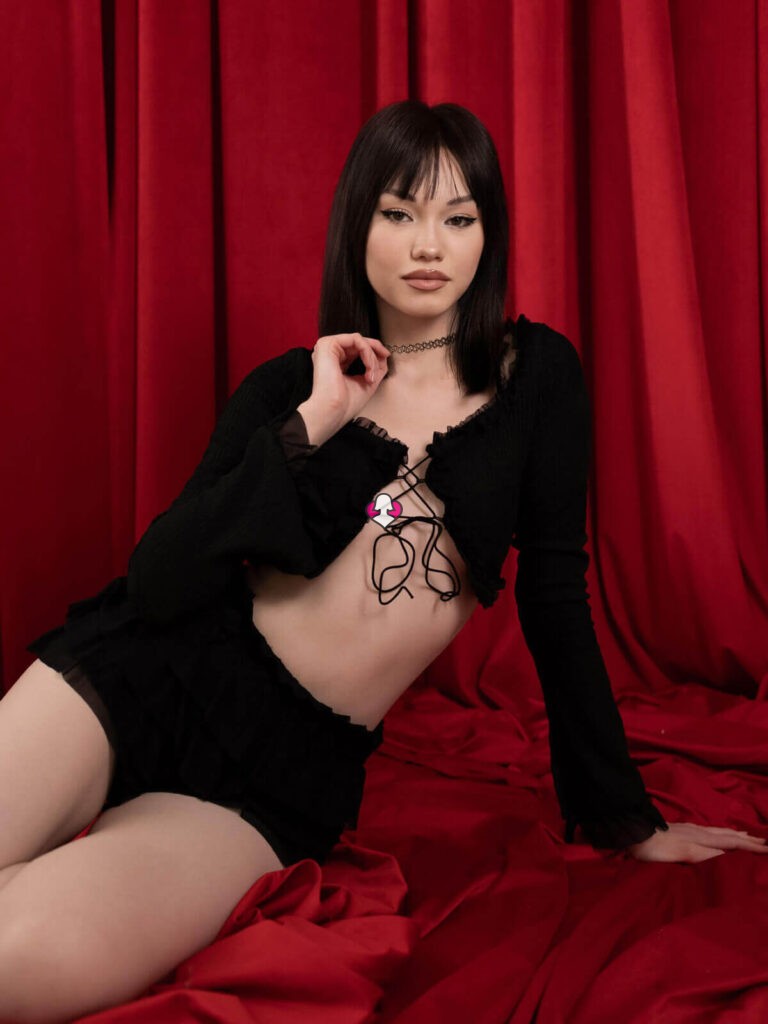 LilySparkls 🪭 1 | Camgirl Amatoriali LilySparkls